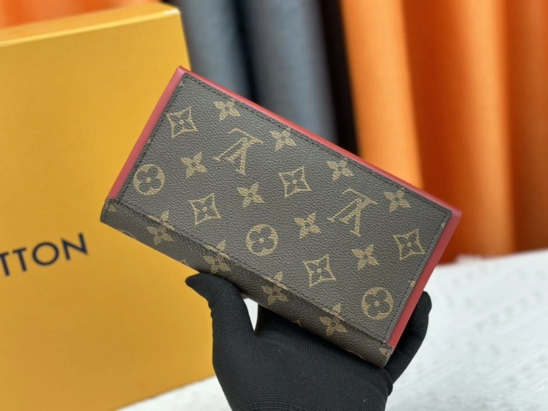 LV Wallets 4233H-0406