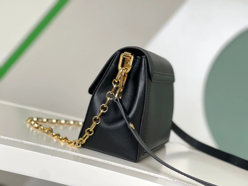 LV Satchel bags 4233H-0418
