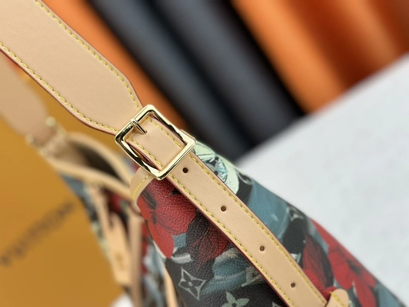 LV Shopping Bags 4233H-0461
