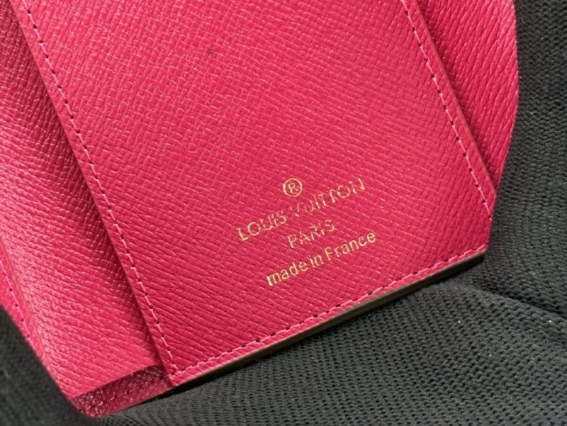 LV Wallets 4233H-0502