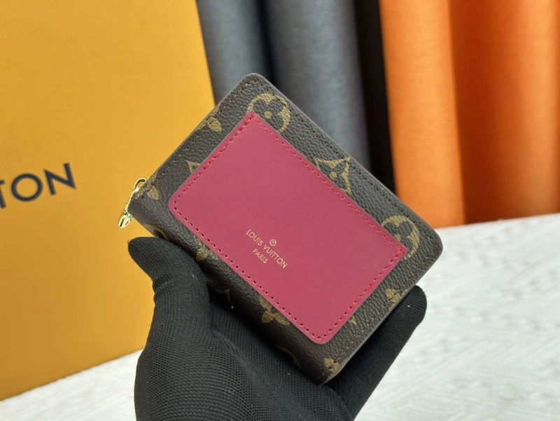 LV Wallets 4233H-0509