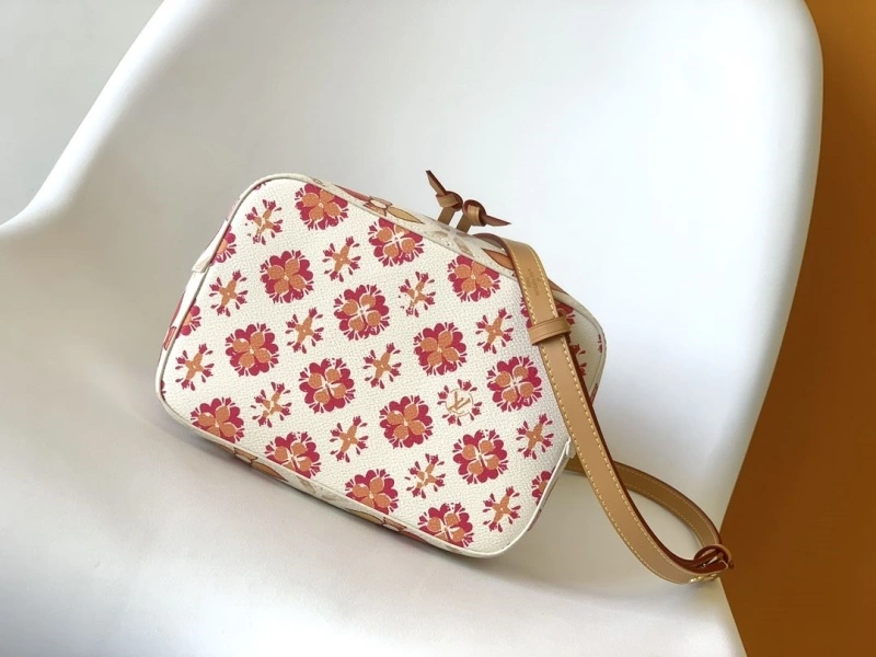 LV Bucket Bags 4233H-0600