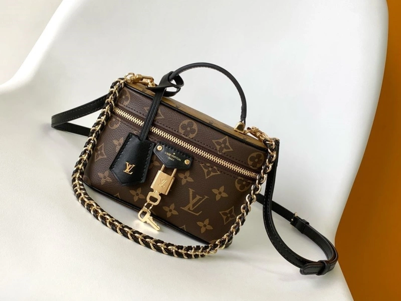 LV Cosmetic Bags 4233H-0607