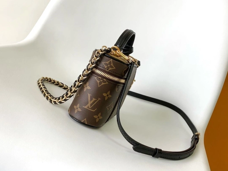 LV Cosmetic Bags 4233H-0607
