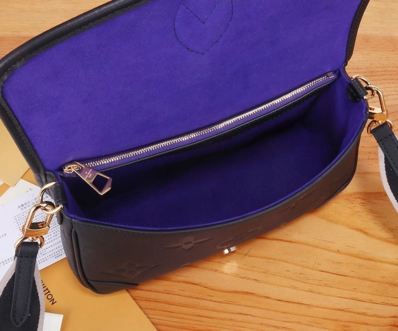 LV Satchel bags 4233H-0618
