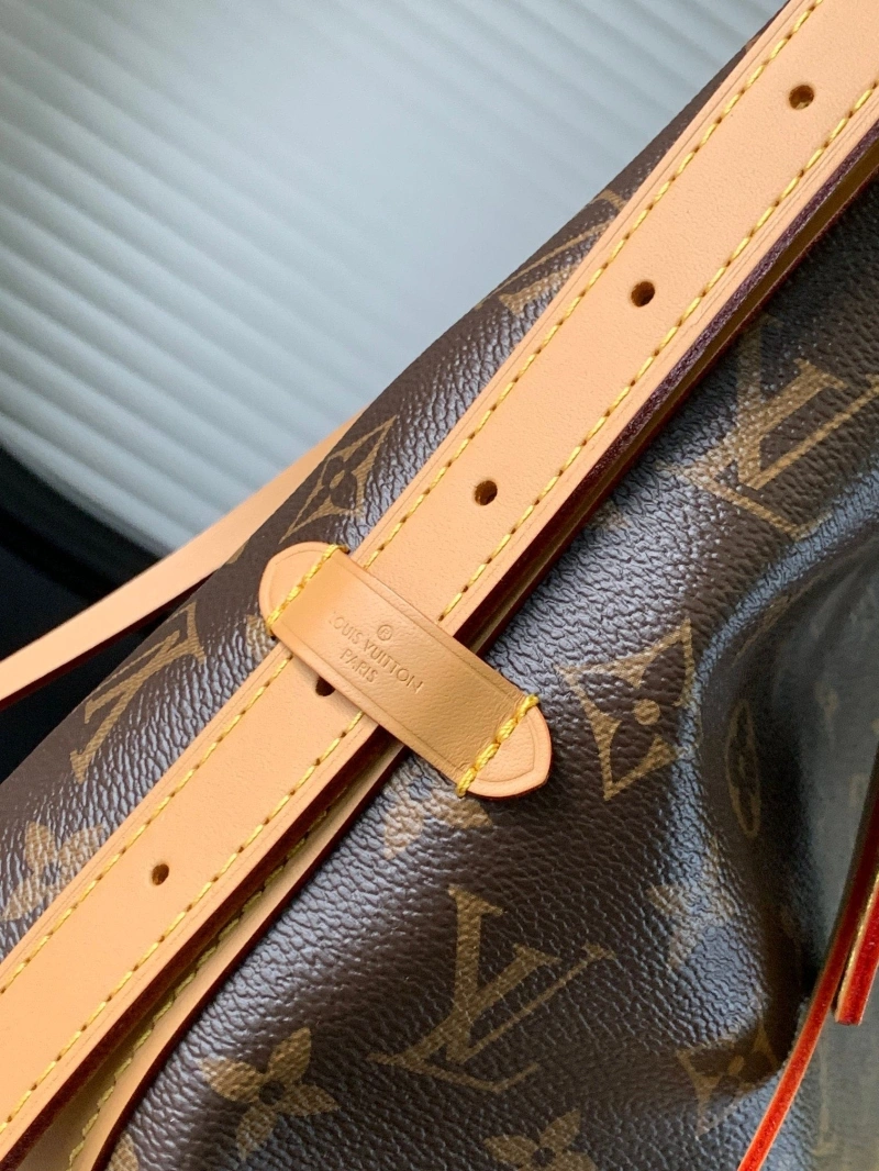 LV Shopping Bags 4233H-0664