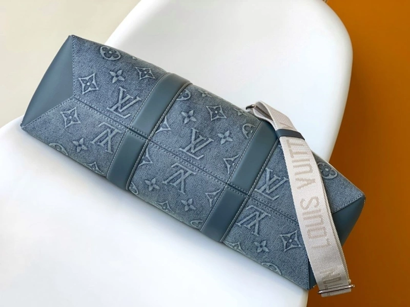 LV Travel Bags 4233H-0687