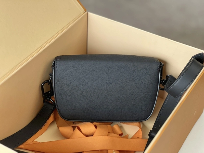 LV Satchel bags 4233H-0782