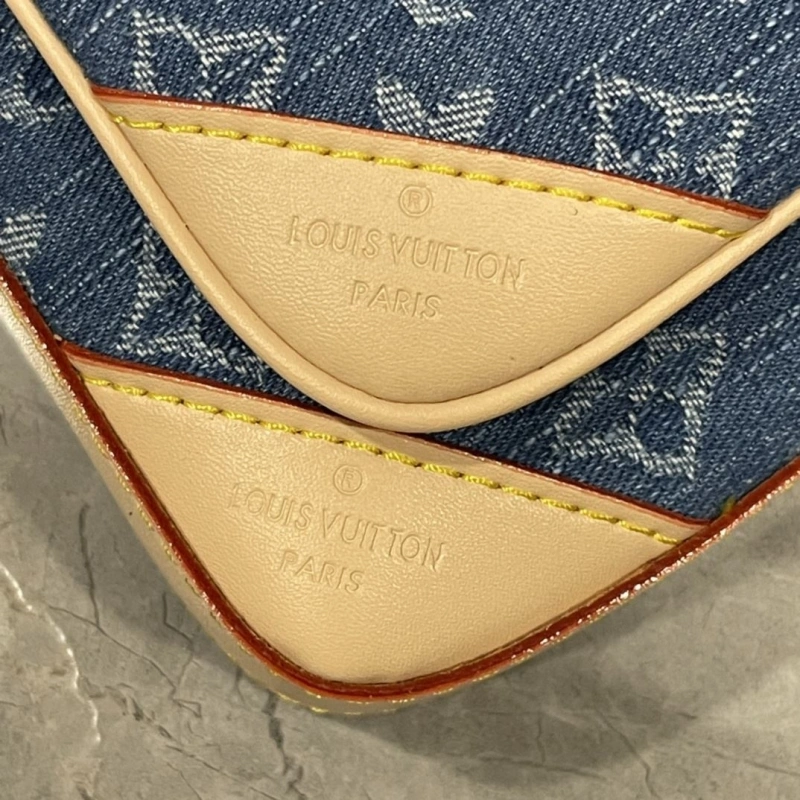 LV Satchel bags 4233H-0827