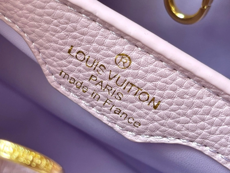 LV Capucines Bags 4233H-0837