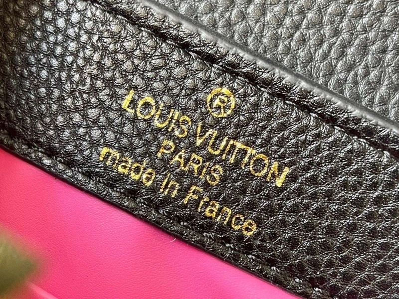 LV Capucines Bags 4233H-0853