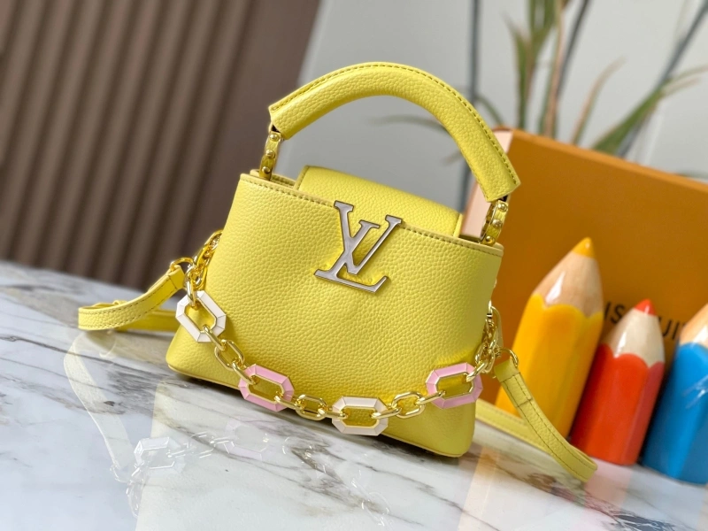 LV Capucines Bags 4233H-0871