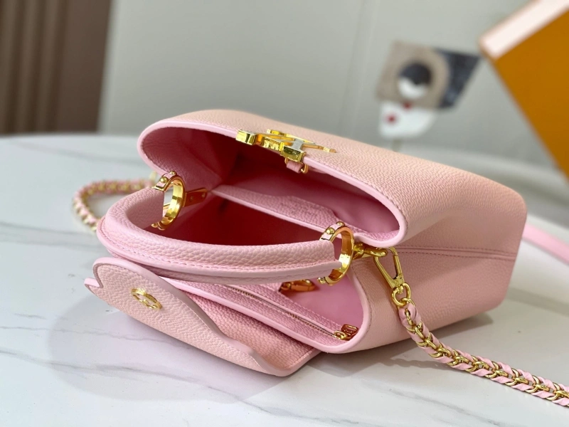 LV Capucines Bags 4233H-0883