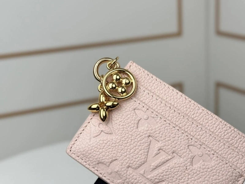 LV Wallets 4233H-0921