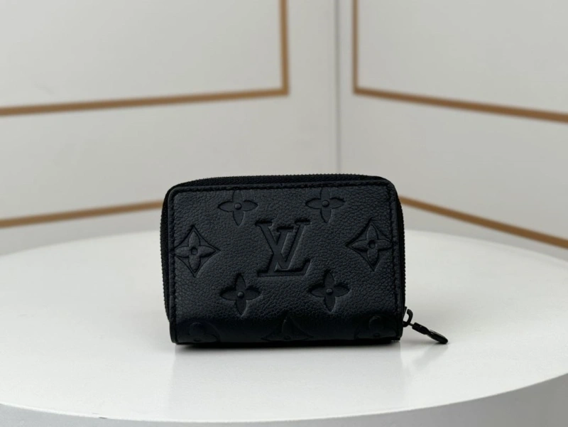 LV Wallets 4233H-0924