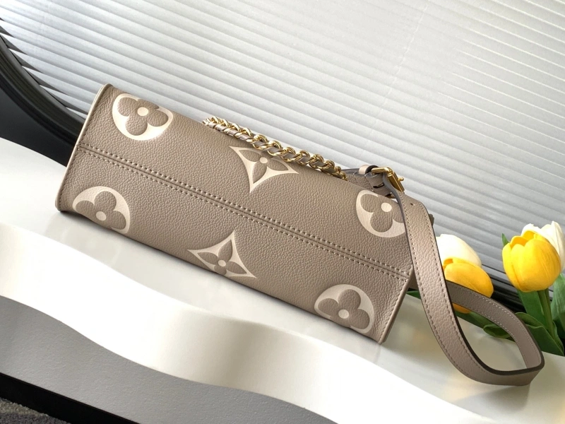 LV Shopping Bags 4233H-0988