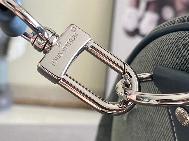 LV Travel Bags 4233H-1097