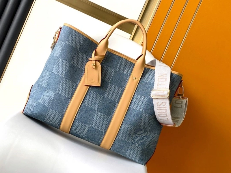 LV Mens Briefcases 4233H-1170