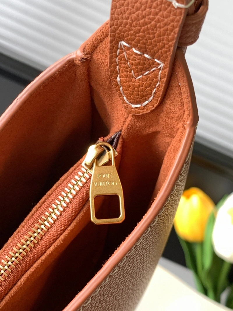 LV Top Handle Bags 4233H-1181