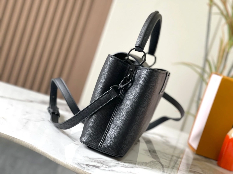 LV Capucines Bags 4233H-1190