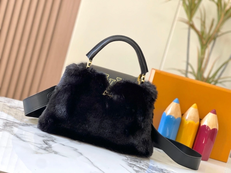 LV Capucines Bags 4233H-1192