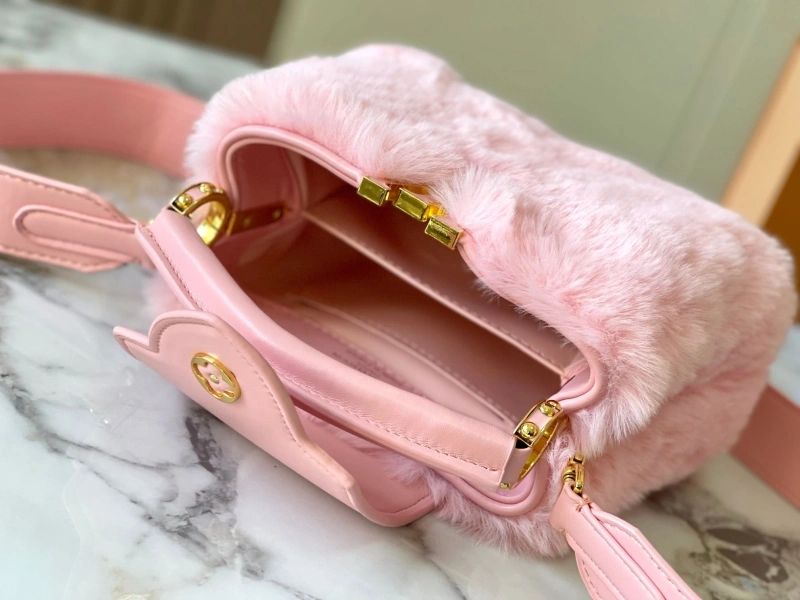 LV Capucines Bags 4233H-1201