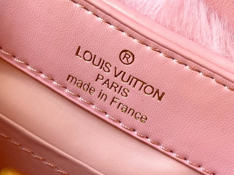 LV Capucines Bags 4233H-1201