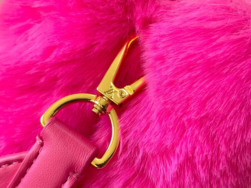 LV Capucines Bags 4233H-1203