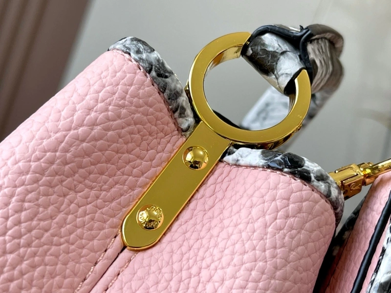 LV Capucines Bags 4233H-1217