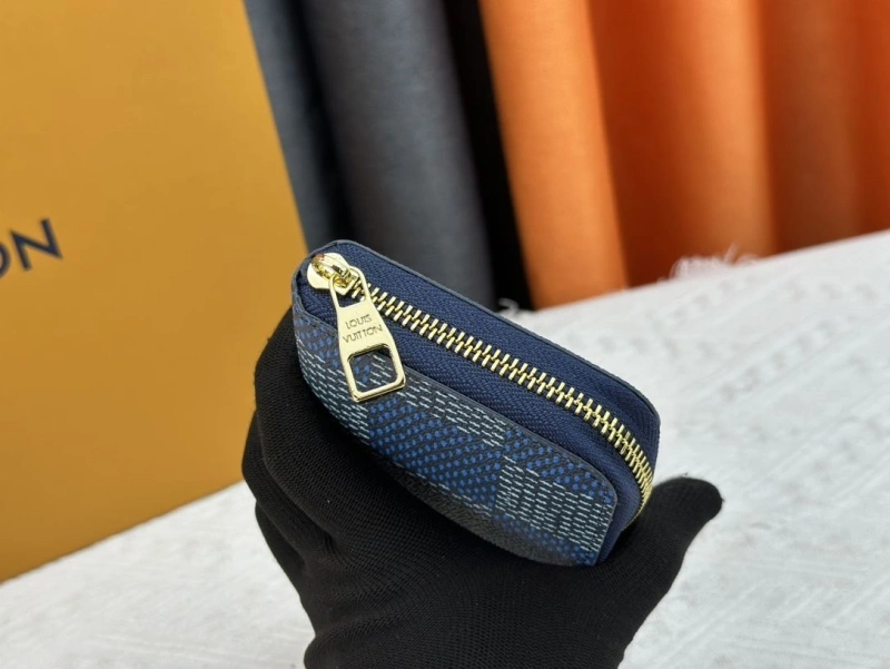LV Wallets 4233H-1324