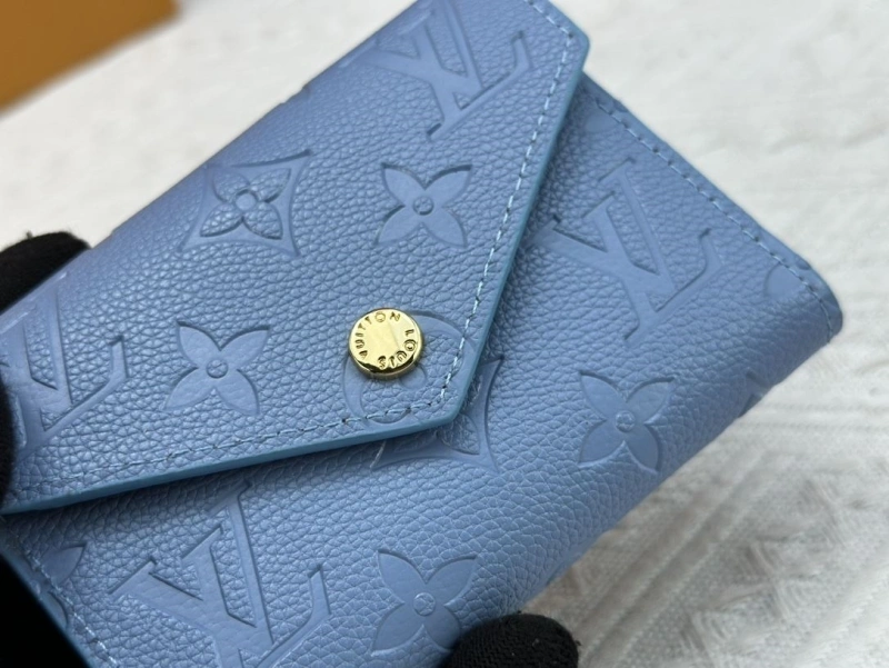 LV Wallets 4233H-1329