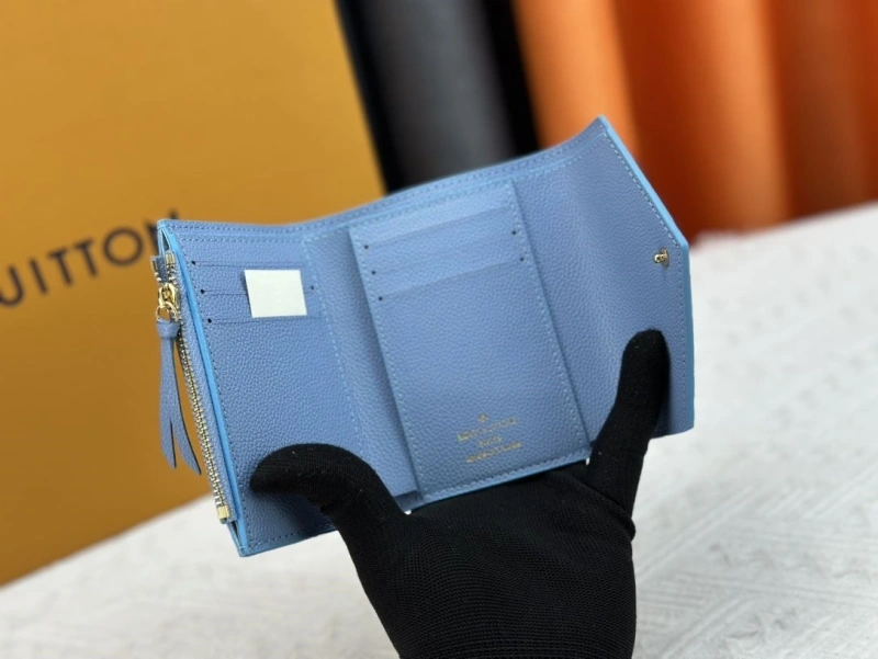 LV Wallets 4233H-1329