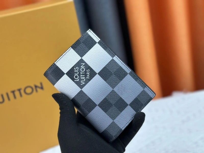 LV Wallets 4233H-1340