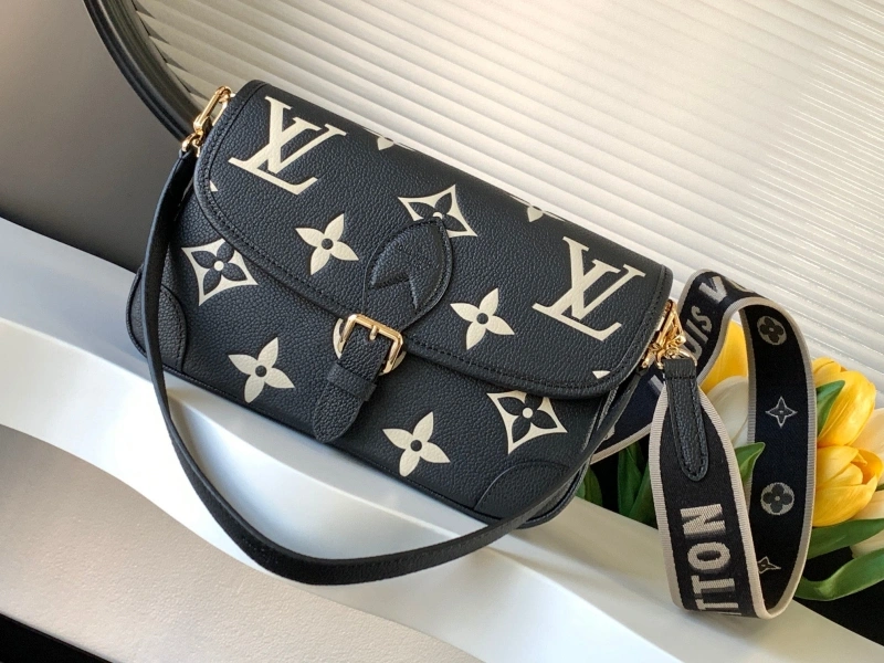LV Satchel bags 4233H-1478