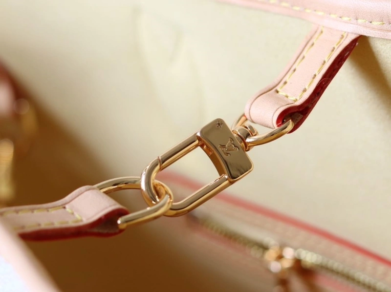 LV Shopping Bags 4233H-1590