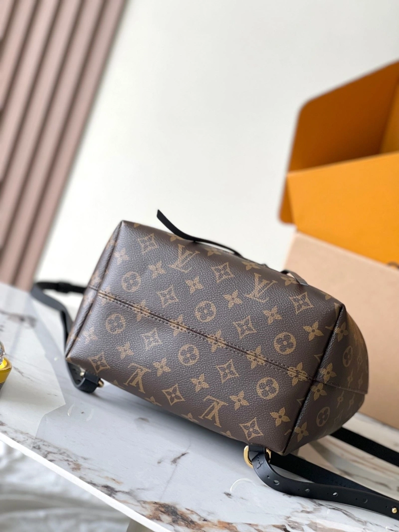 LV Backpacks 4233H-1679