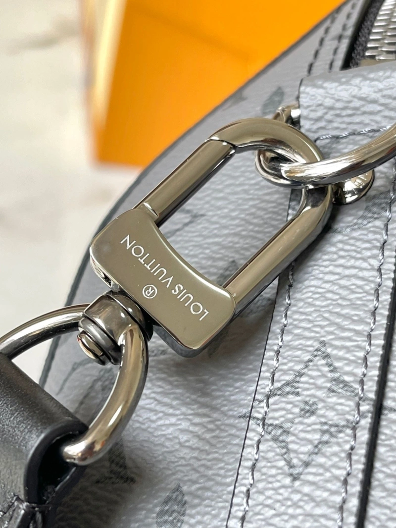 LV Travel Bags 4233H-1703