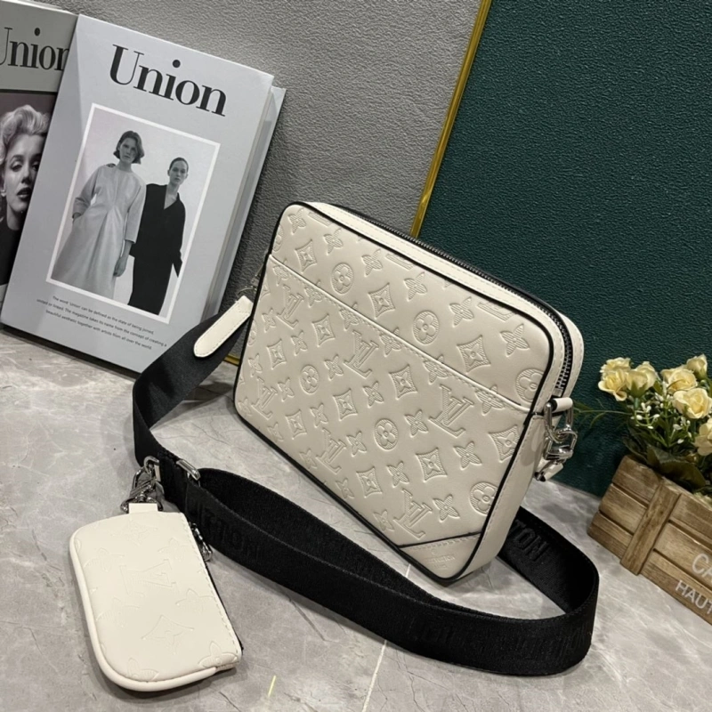 LV Satchel bags 4233H-1862