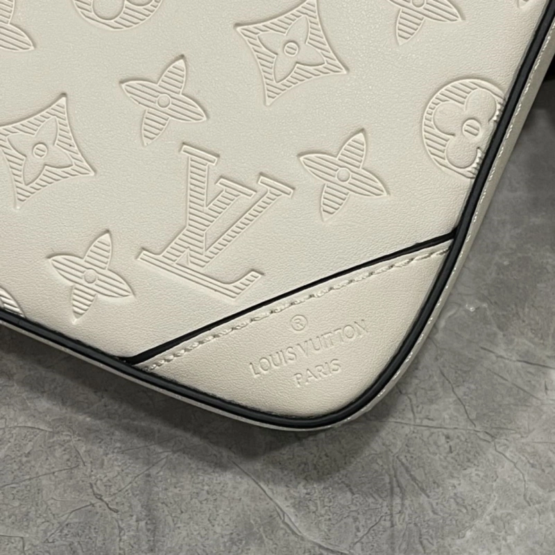 LV Satchel bags 4233H-1862
