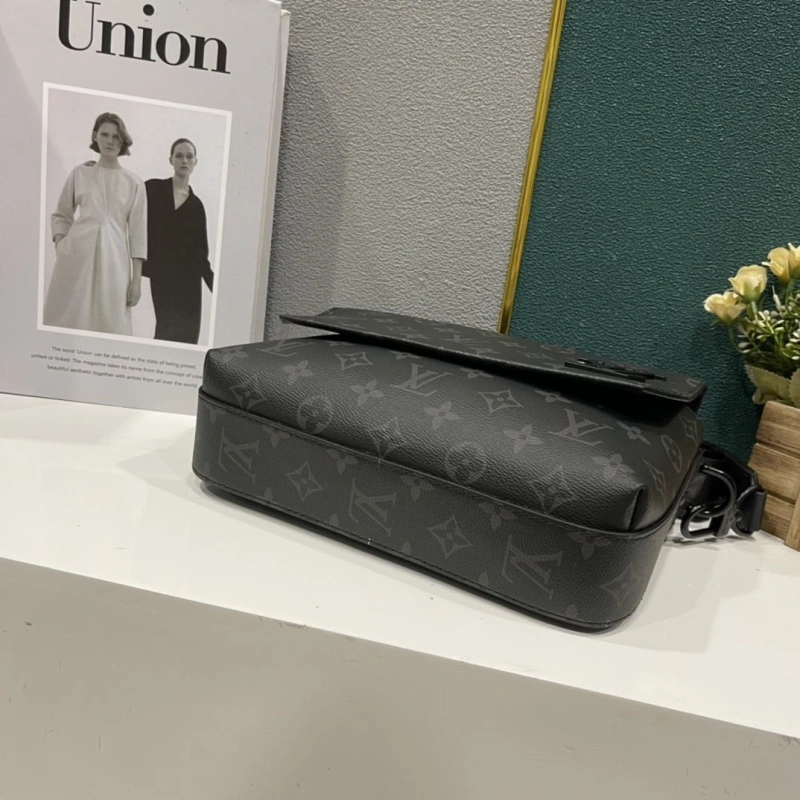 LV Satchel bags 4233H-1956