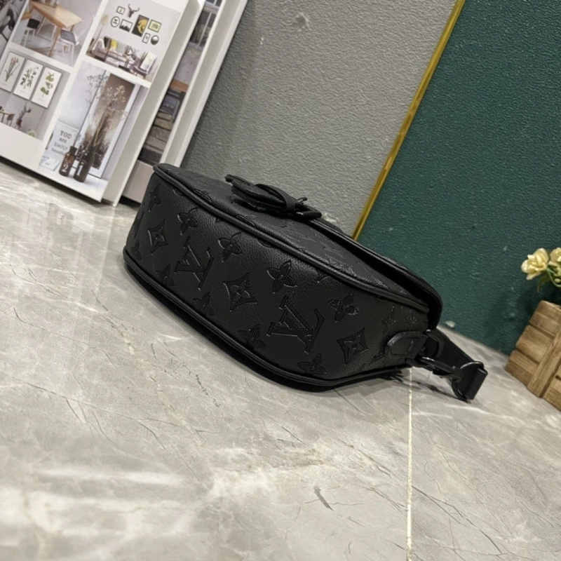 LV Satchel bags 4233H-2017