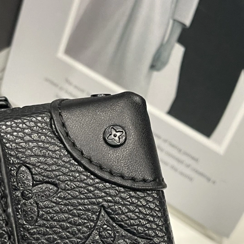 LV Satchel bags 4233H-2021