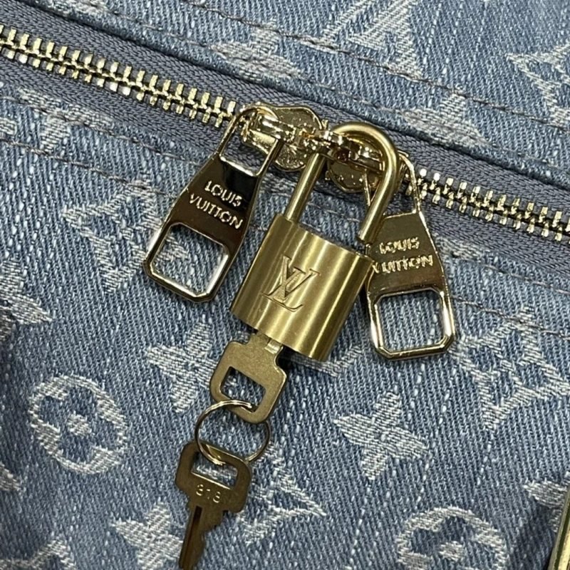 LV Travel Bags 4233H-2030