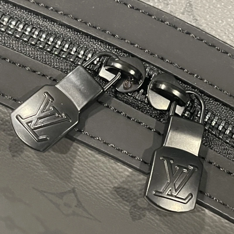 LV Backpacks 4233H-2051