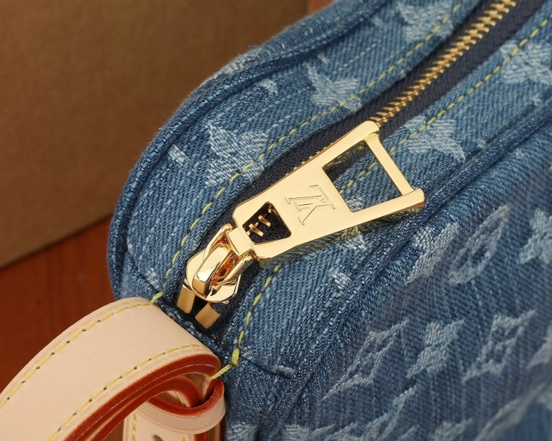 LV Top Handle Bags 4233H-2179