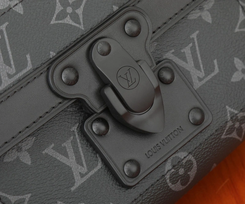 LV Satchel bags 4233H-2205