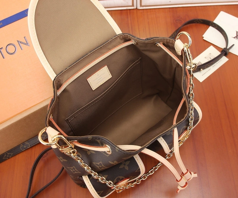 LV Backpacks 4233H-2298