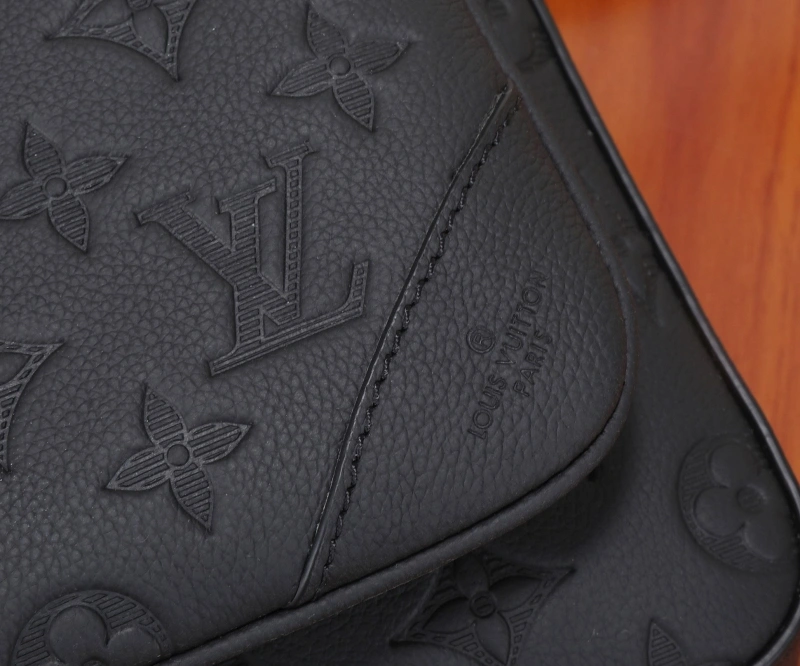 LV Satchel bags 4233H-2325