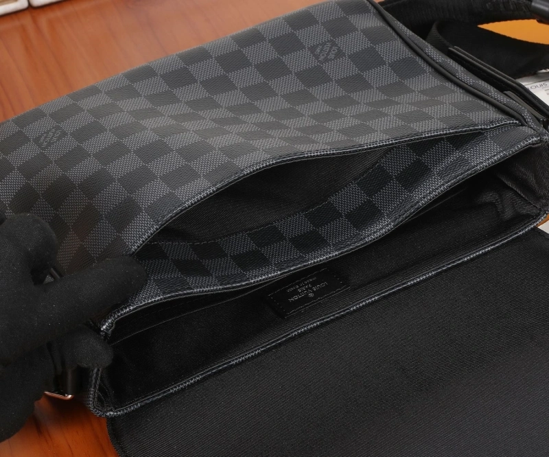 LV Satchel bags 4233H-2353