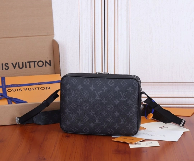 LV Satchel bags 4233H-2362